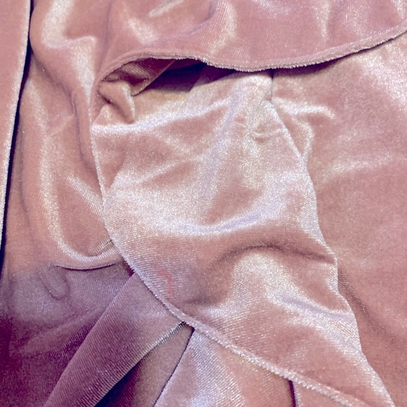 ❌DONATED❌Blush Pink Crushed Velvet Ruffled Detail Tie Waist Lined Dress - Picture 10 of 14